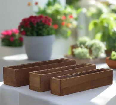 Urban Trends: Soren Wooden Rectangular Planters